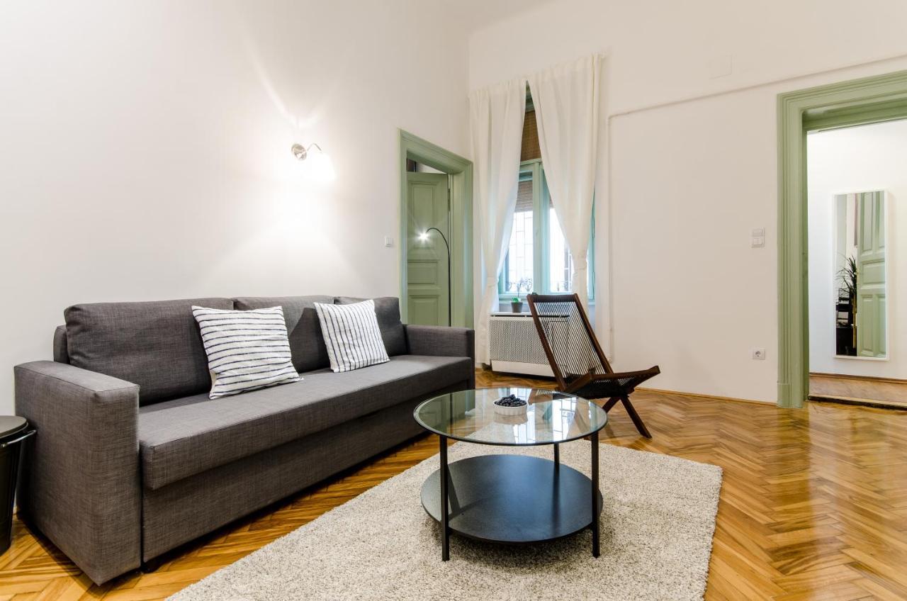 B63 2 Bedroom Apartment In Heart Of City Budapest Exteriör bild
