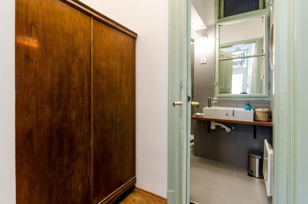 B63 2 Bedroom Apartment In Heart Of City Budapest Exteriör bild