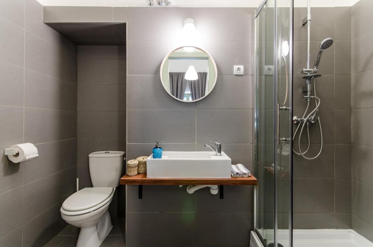 B63 2 Bedroom Apartment In Heart Of City Budapest Exteriör bild
